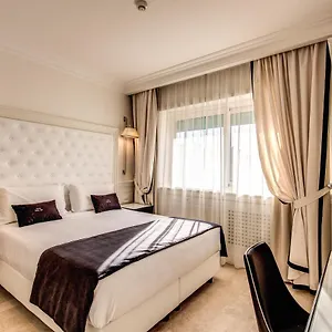 Hotel Domus Mea ***